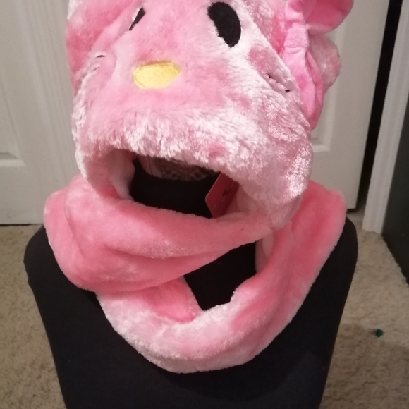 Winter pink cat hat/scarf with pockets - Picture 4 of 5